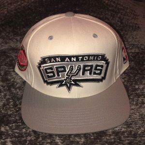 San Antonio Spurs hat size 7 3/4 Mitchell & ness